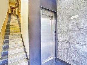 Interior - Collection O Nagpur Railway Station (Nagpur)