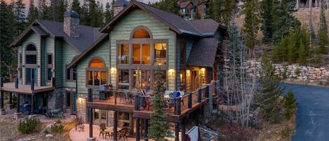 Townhome, 5 Bedrooms | Exterior