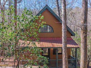 Exterior - Bear Cub 2 - Cute Cabin in Helen, GA (Helen)