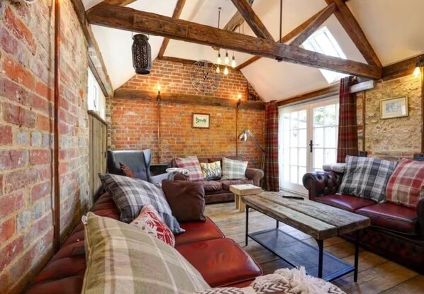 Imagen sin descripción, 1 de 5, botón