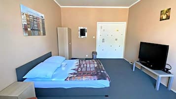 Blackout drapes, iron/ironing board, free WiFi