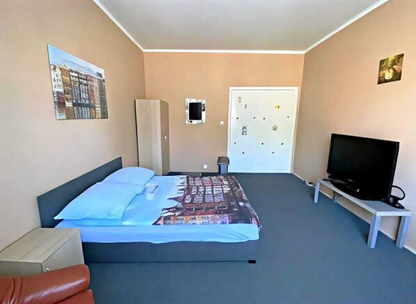 Blackout drapes, iron/ironing board, free WiFi