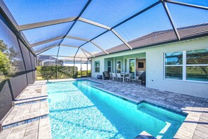 Unclassified image, 3 of 37, button - Spacious 4-bedroom house in gorgeous Fort Myers with AC (Fort Myers)