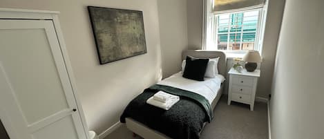 2 bedrooms, WiFi (free), individually decorated, individually furnished