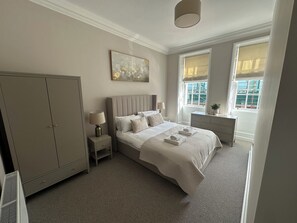 2 bedrooms, individually decorated, individually furnished, free WiFi - Horsemarket (Kelso)