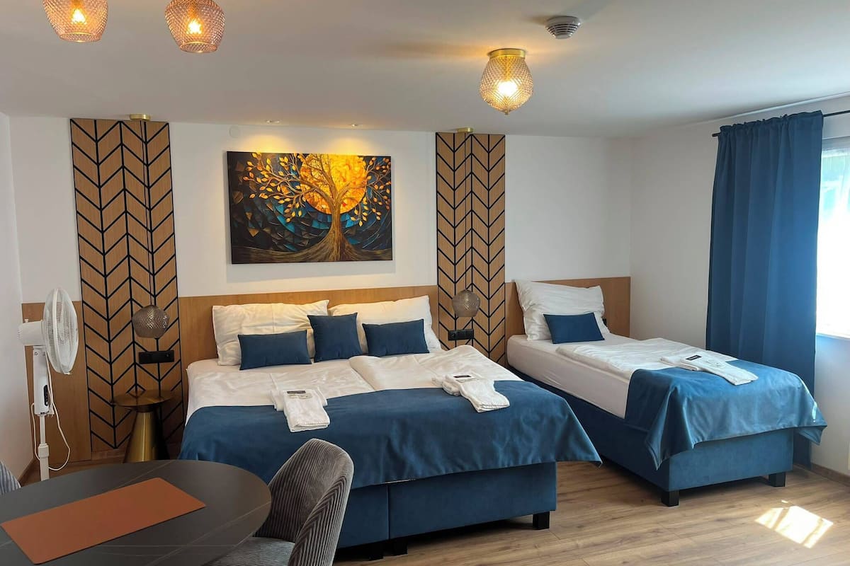 Comfort Bungalow | Laptop workspace, WiFi (free), bed sheets