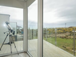 Interior - Portnablagh Cottage (Portnablagh)