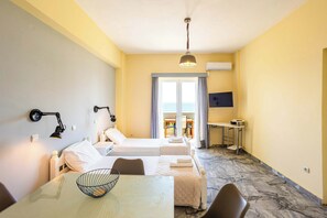 Travel cot, WiFi, bed sheets - Beachfront Nest Memi, Koroni-Seaheaven House A1 (Koroni)