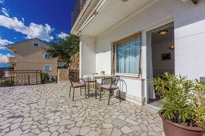 Nicht klassifiziertes Bild, 2 von 19, Schaltfläche