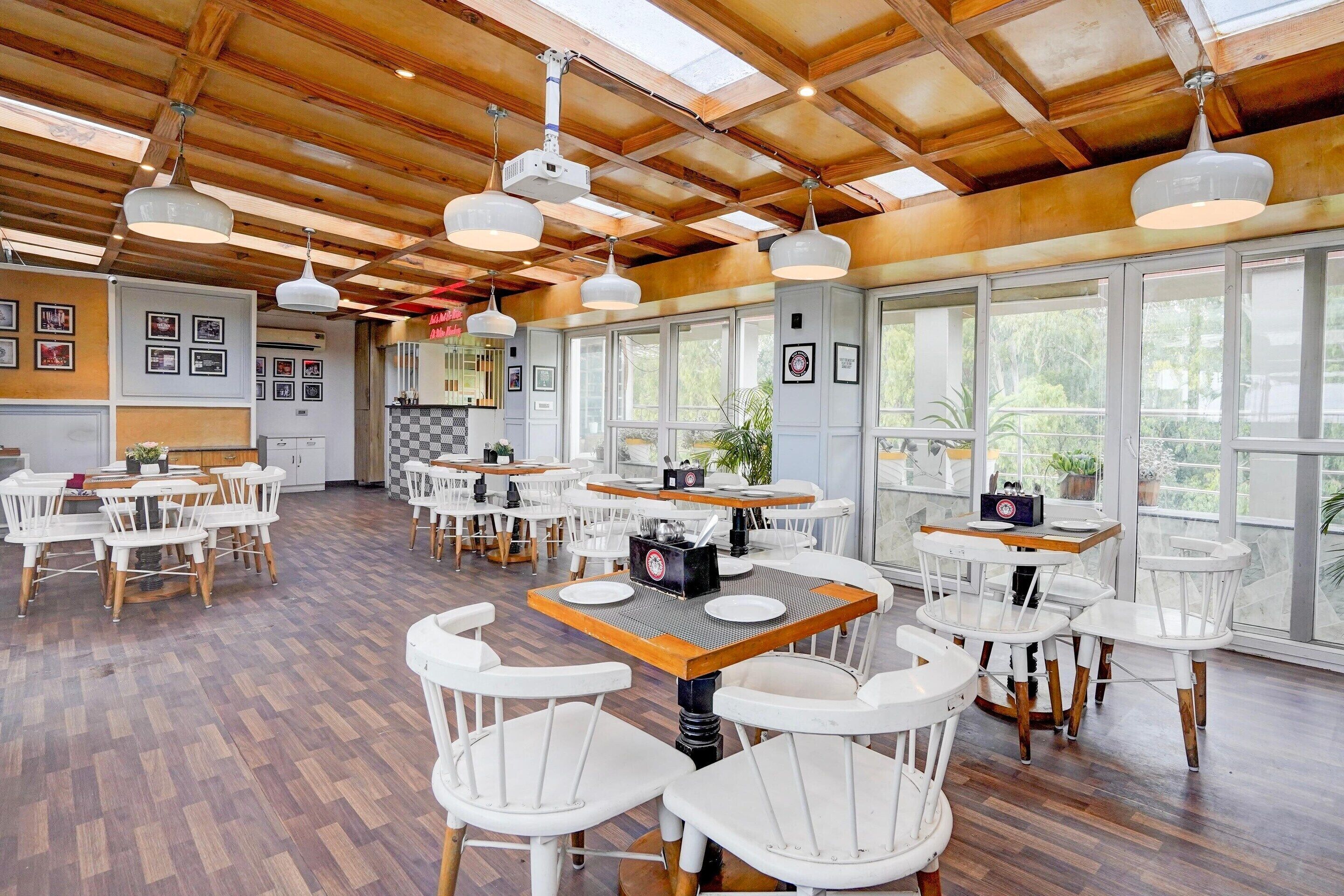 House | Tempat makan