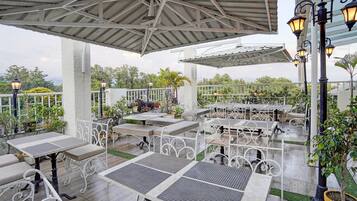 House | Tempat makan