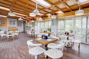 House | Dining