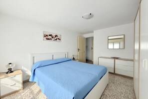 2 bedrooms - SE233 - Senigallia, two-bedroom apartment just steps from the sea (Senigallia)