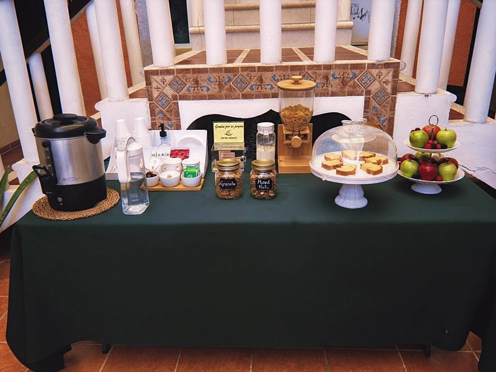 Free daily continental breakfast