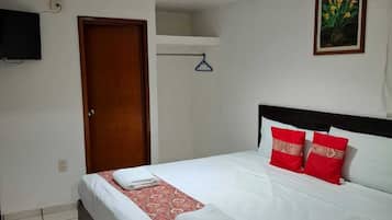 Classic Single Room, Courtyard View | Iron/ironing board, free WiFi
