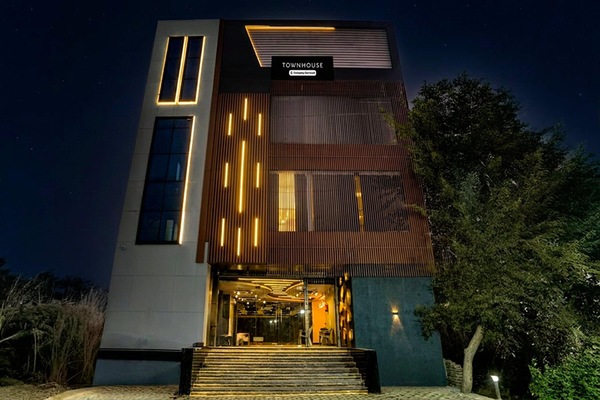 House | Exterior