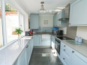 Private kitchen - 43 Sandquay Road (Dartmouth)