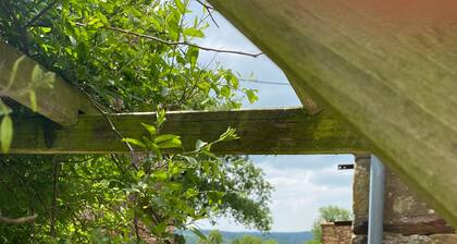 Holiday Home 'Le Gite Du Petit Brécéan' with Private Pool, Private Terrace and Wi-Fi
