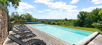 Holiday Home “Le Gîte du Petit Brécéan” with Private Pool, Terrace & Wi-Fi