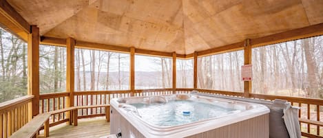 Bain à remous extérieur