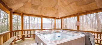 New! Mountain Lake Access Home w/ Hot Tub!