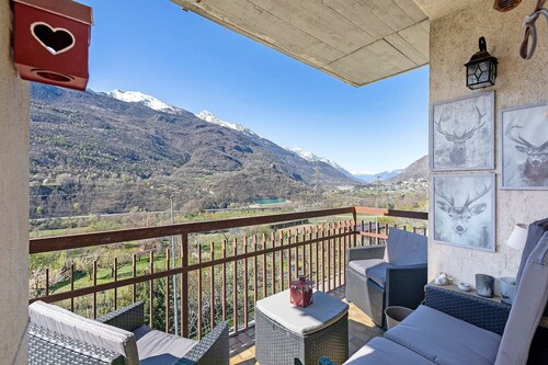 Bellavista Saint-Vincent – Maison de vacances avec grande terrasse et vue montagne