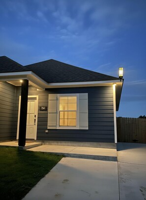 Exterior - Ruston Retreat • LA Tech, Sports Complex, & Dining (Ruston)