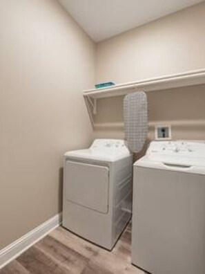 Interior - 123-baywood · Family Retreat | LA Tech + Sports (Ruston)