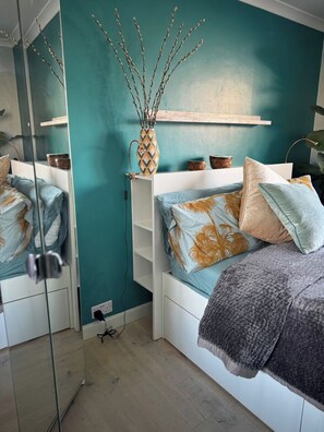 3 quartos, Wi-Fi de cortesia, roupa de cama