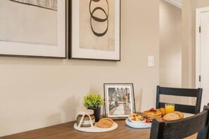 Dining - 4BR Ruston Escape • LA Tech • Sports • Dining (West Monroe)