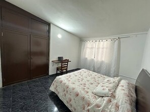 Room, 1 Bedroom, Balcony