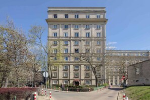 Exterior - Andersa 35 Warszawa | Cozy Apartment | Remote Work | Close to the City Center (Warszawa)