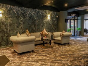 Interior - Deer Lodge (Chorley)