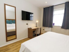 2 bedrooms, WiFi (free), individually decorated, individually furnished