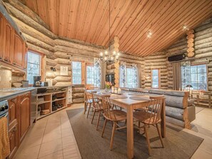 Dining - Riekkopolku by Interhome (Kittilä)