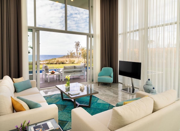 Luxury Villa, Sea View | Living area