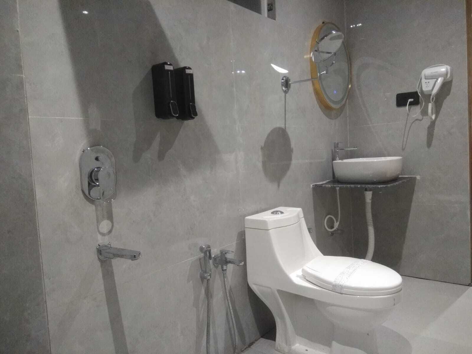 Executive Studio Suite