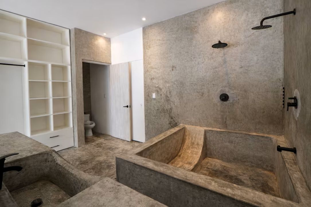 Serviettes fournies, savon, papier toilette