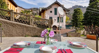 Spacious Brunate Apartment Near the Funicular