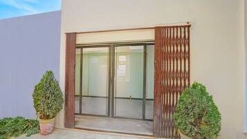 House | Reception