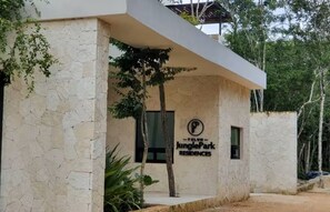 Exterior - Maya K'áax Haven · Your private jungle retreat (Tulum)