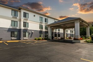 Front of property - Hotel Blu (Columbia)