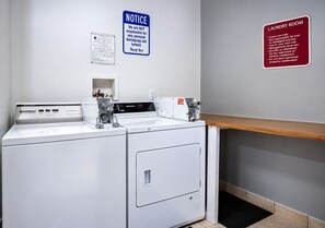 Laundry room - Hotel Blu (Columbia)