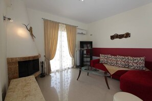 TV, fireplace - Aliveri Romance Relax - Seaview Fully Equipped Gem (Aliveri)