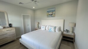 Iron/ironing board, WiFi, bed sheets - The Oasis Villa (Nassau)