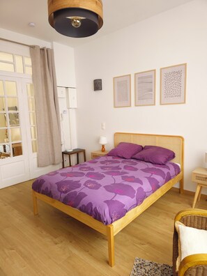 Unclassified image, 5 of 6, button - Vrbo Property (Coudekerque-Branche)