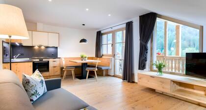 Appartement 'Altmessnerhof Alpenklee' avec vue sur la montagne, terrasse partagée et Wi-Fi