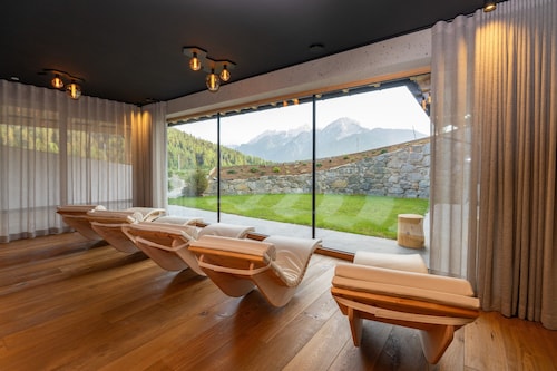 Apartment 'Altmessnerhof Steinklee' with Mountain View, Shared Terrace and Wi-Fi