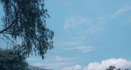 Welcoming 1-bedroom cabin in Cayambe with pond