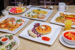 Restaurant - Hotel Suites EL Paseo  (Ciudad Juarez)